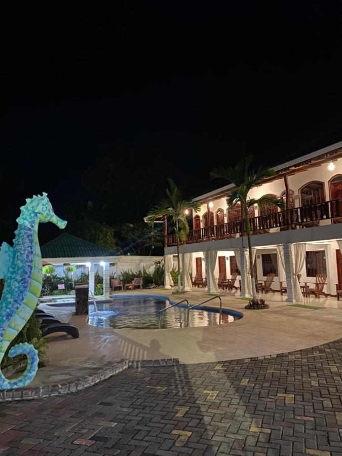 Ocean View Lodge 까위따 외부 사진
